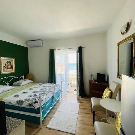 Esperanza Apartament *